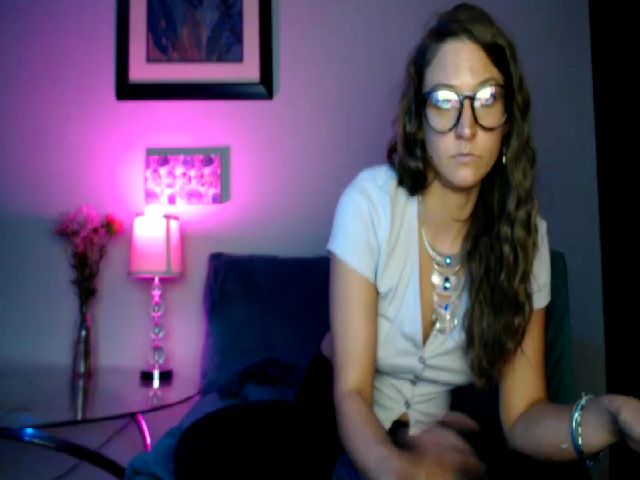 Live sex webcam photo for Kelsbunny121 #274182654