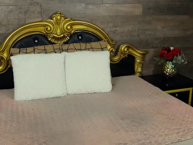 Live sex webcam photo for KendraTess #272797722