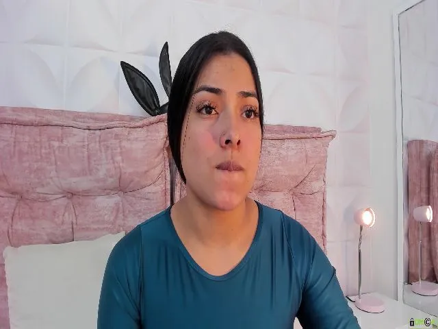 Live sex webcam photo for Kendry_ #272151411