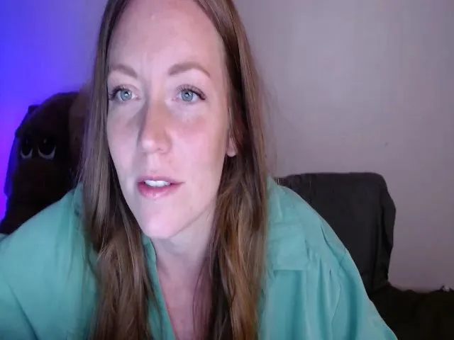 Live sex webcam photo for KennaKind #272986215