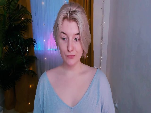 Live sex webcam photo for Kenny_Linn #271919437