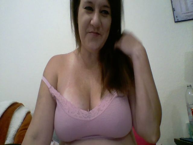 Live sex webcam photo for Kenzie_leigh #273142359