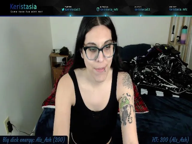 Live sex webcam photo for Keristasia #272352105