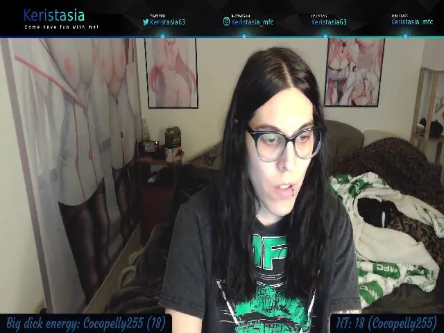 Live sex webcam photo for Keristasia #272444399