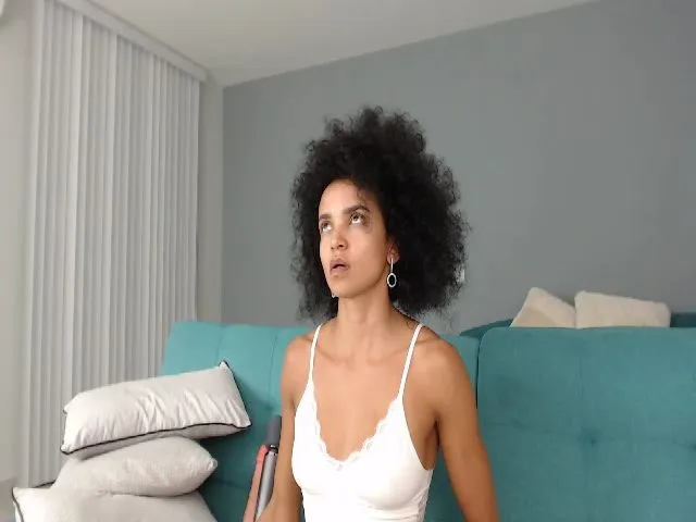 Live sex webcam photo for Keylaafro #273059398