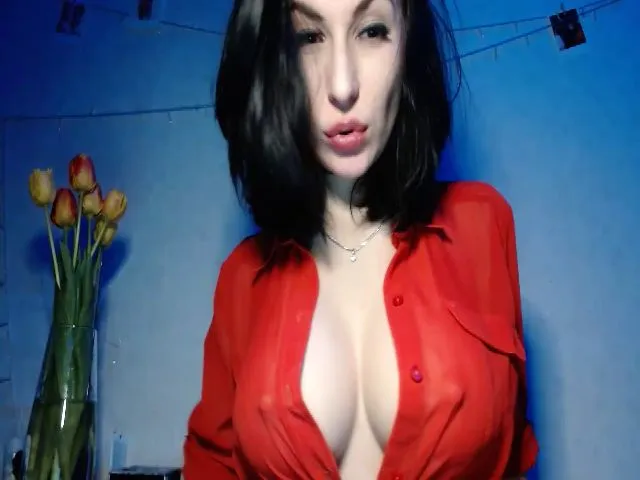 Live sex webcam photo for Khriss_69 #272679350