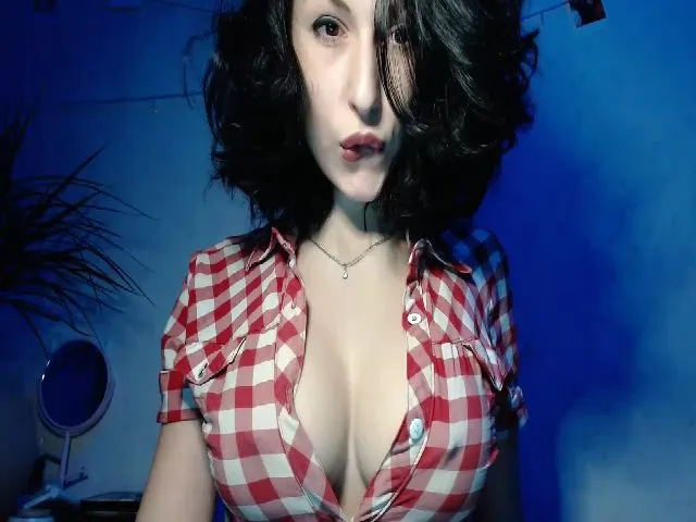 Live sex webcam photo for Khriss_69 #272770645