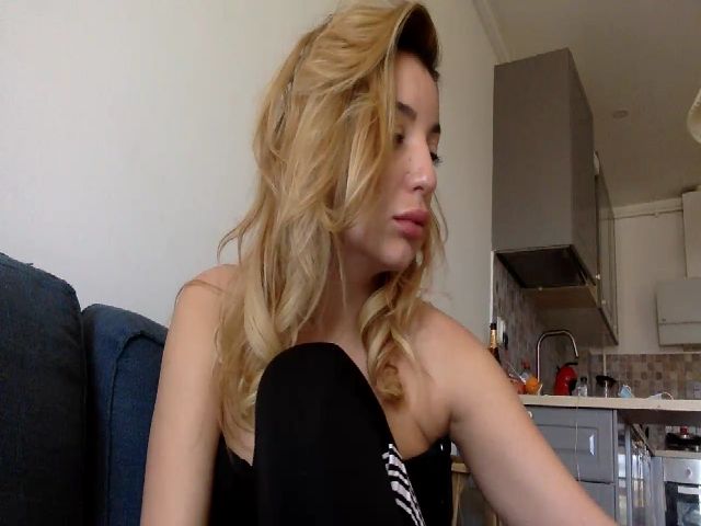 Live sex webcam photo for KickAz3 #271882601