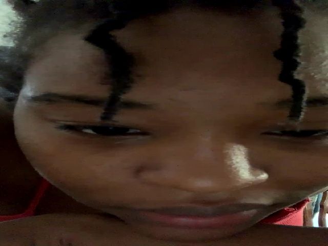 Live sex webcam photo for KieshaSavage1 #274224311