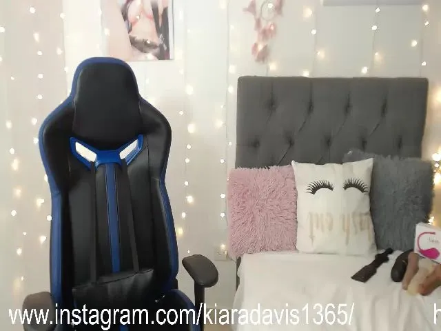 Live sex webcam photo for Kiiara_davis #273173531