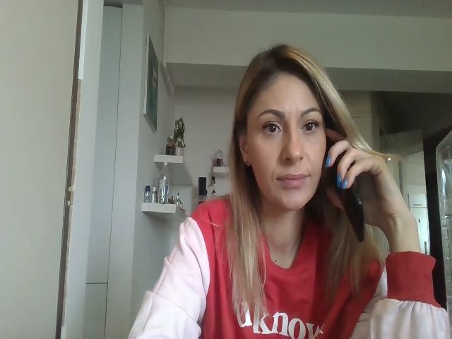 Live sex webcam photo for Kiley5 #272227660