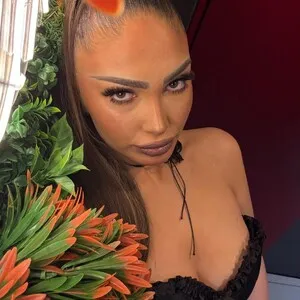 Live sex webcam photo for Kim_Babe