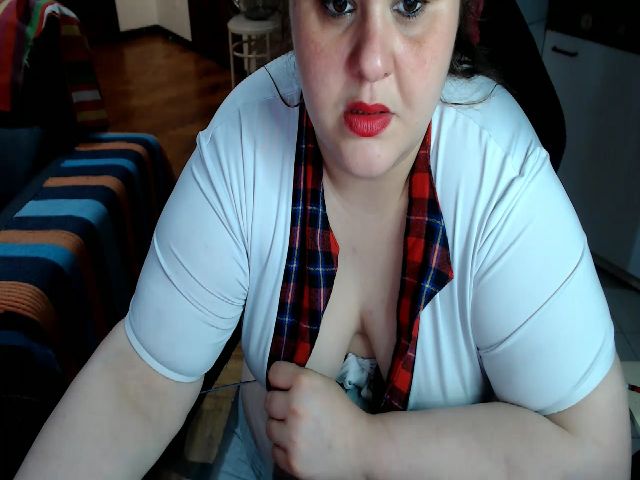 Live sex webcam photo for KimberlyBbw #273863282