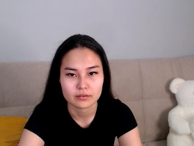 Live sex webcam photo for KimchoMi #273768595