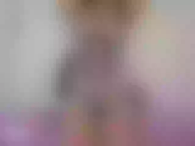 Live sex webcam photo for Kimilaly22 #273465033
