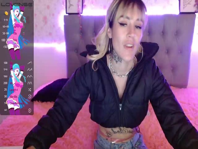 Live sex webcam photo for Kimjeniie #274111297