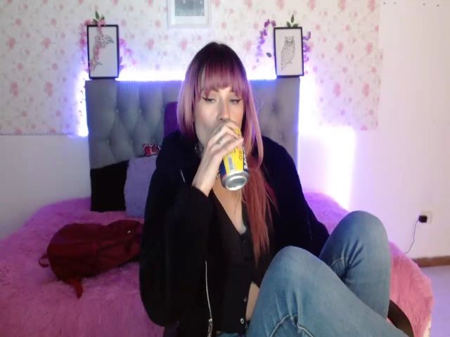 Live sex webcam photo for Kimjeniie #274287736