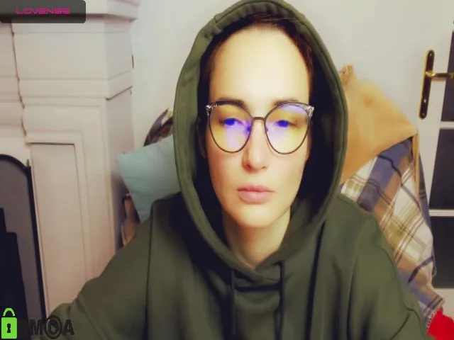 Live sex webcam photo for KimmAmbrell #271740055