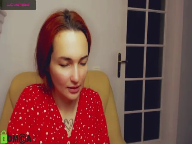 Live sex webcam photo for KimmAmbrell #271745430