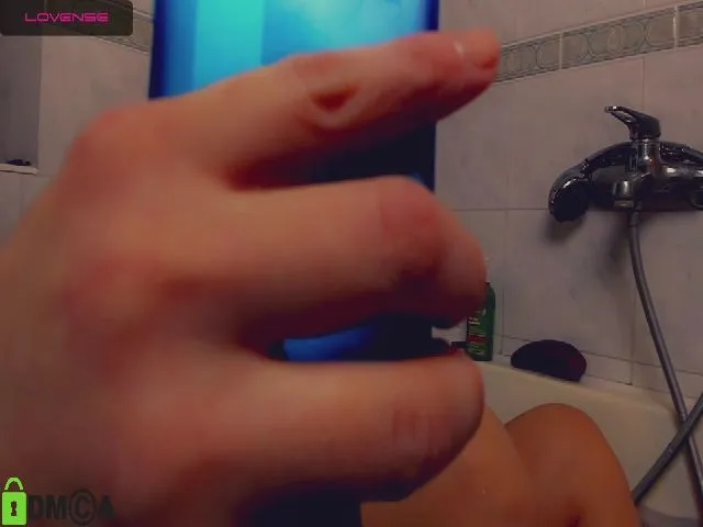 Live sex webcam photo for KimmAmbrell #271752270