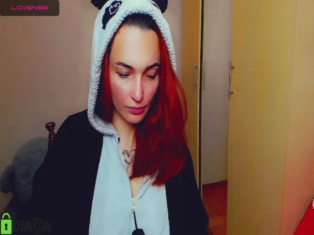 Live sex webcam photo for KimmAmbrell #271787059