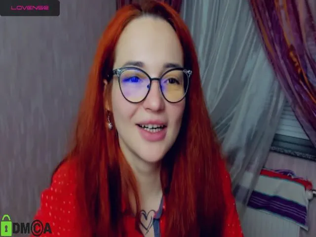Live sex webcam photo for KimmAmbrell #272029442