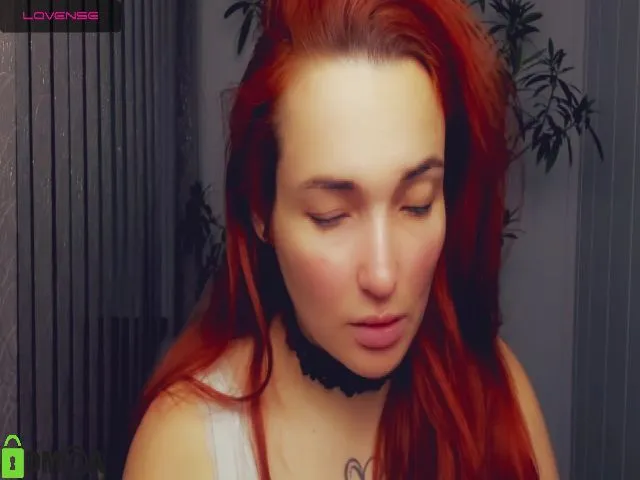 Live sex webcam photo for KimmAmbrell #272165464