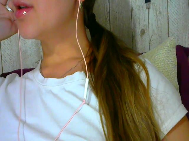 Live sex webcam photo for Kimmy_Jane #272387524