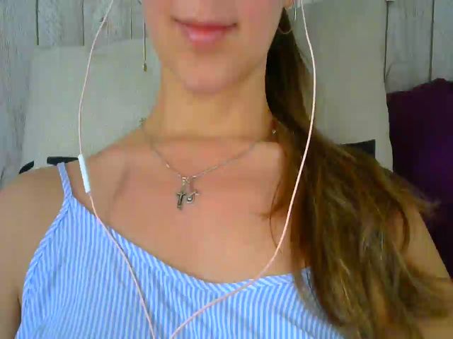 Live sex webcam photo for Kimmy_Jane #272905278