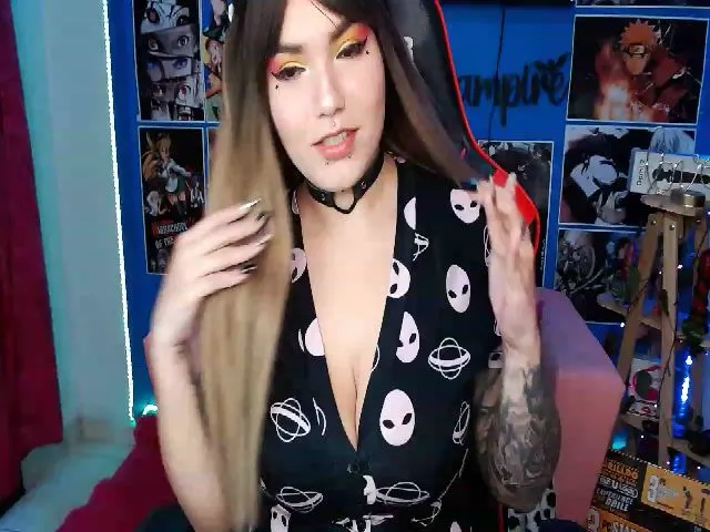 Live sex webcam photo for Kimmy_Vampire #272069416