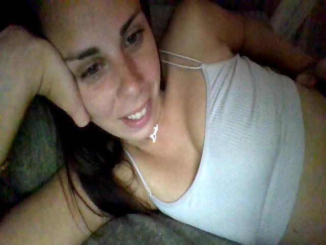 Live sex webcam photo for KinleySweetie #274244156