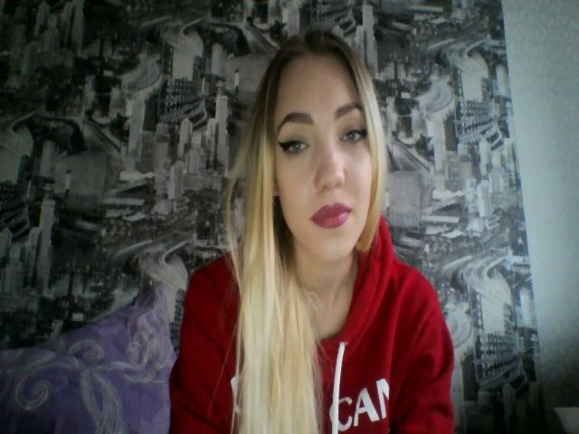 Live sex webcam photo for Kira_Stone #272281429