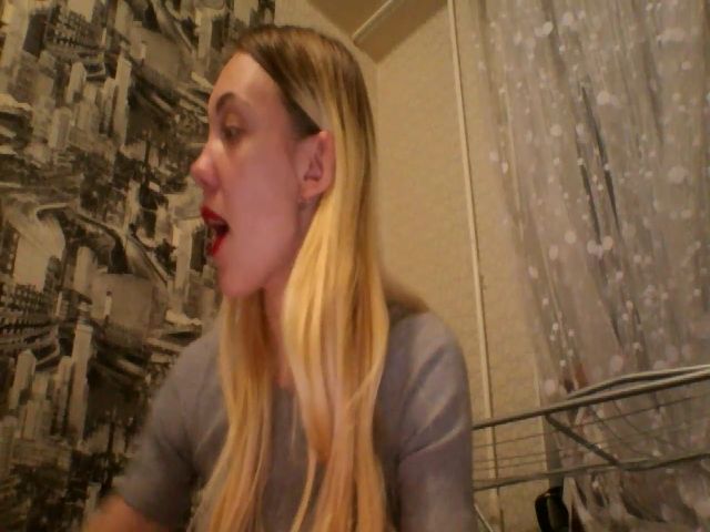 Live sex webcam photo for Kira_Stone #272307595