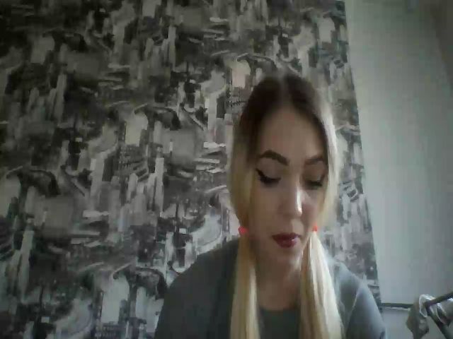 Live sex webcam photo for Kira_Stone #272344143