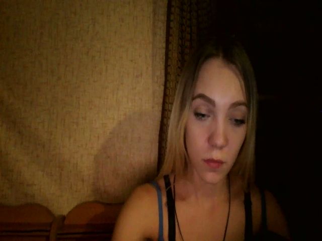 Live sex webcam photo for Kira_Stone #272402803