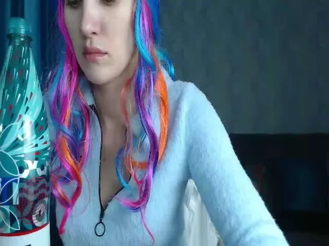 Live sex webcam photo for Kira_mia #272251683