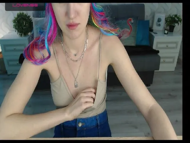 Live sex webcam photo for Kira_mia #272355959