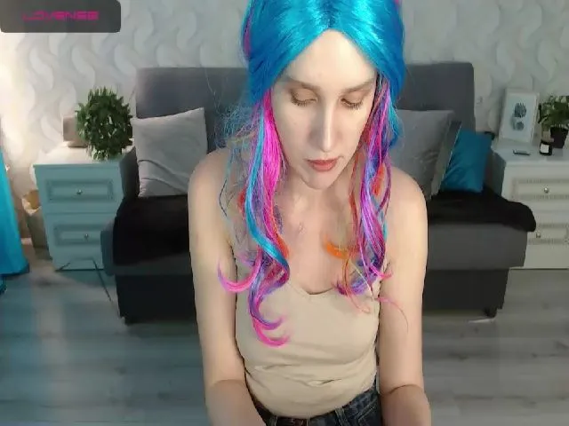 Live sex webcam photo for Kira_mia #272435338