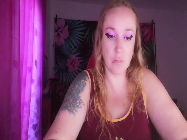 Live sex webcam photo for Kissica #274451320