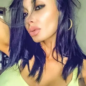 Live sex webcam photo for Krasye #291543063