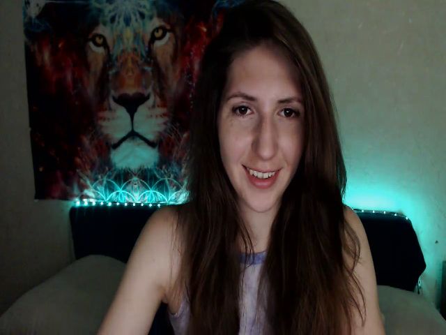 Live sex webcam photo for KrissTinaaa #274419407