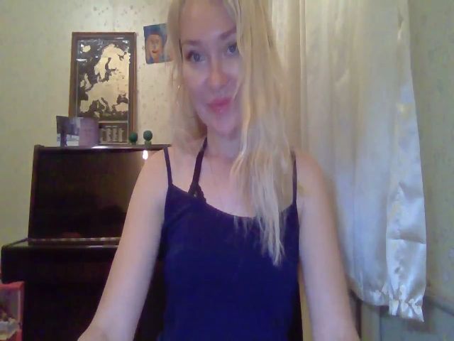 Live sex webcam photo for Kristina_Cruz #273739324