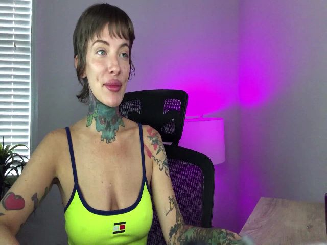 Live sex webcam photo for Kxtiemccxnn #272500683