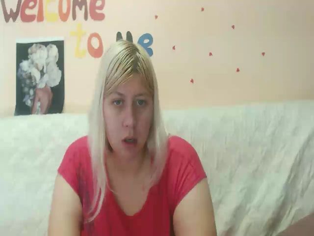 Live sex webcam photo for Kylie_Pag #271791207