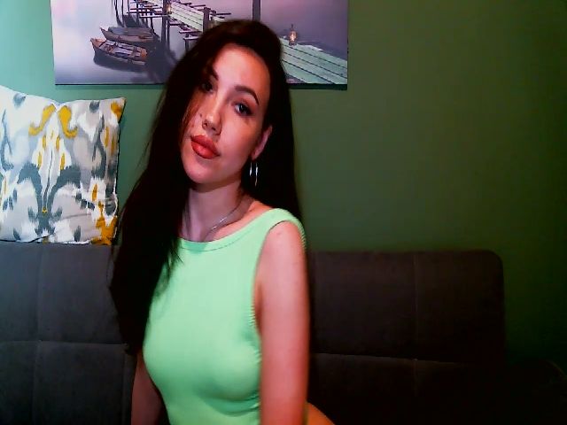 Live sex webcam photo for LADY_BRUNNETE #273120372