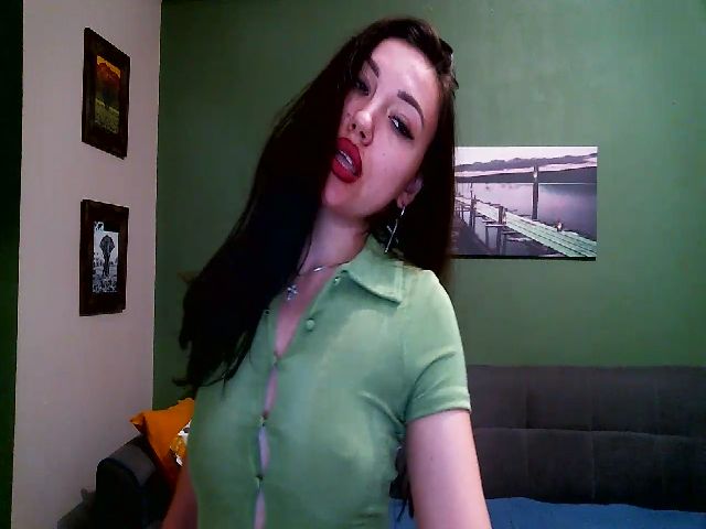 Live sex webcam photo for LADY_BRUNNETE #273438744