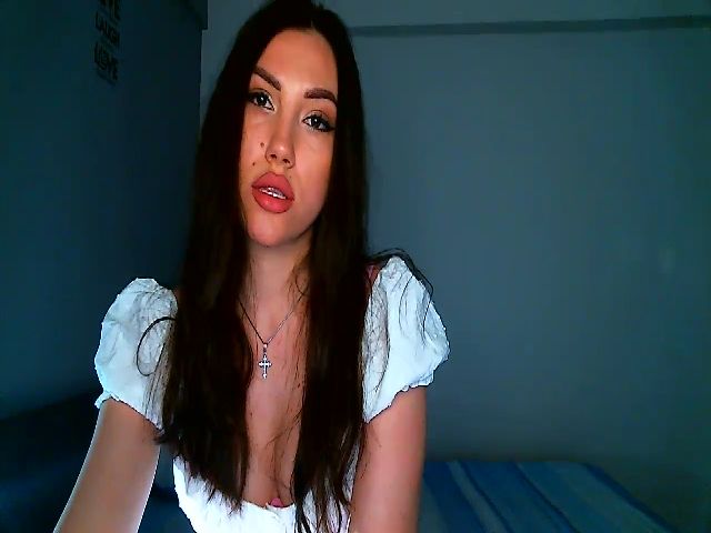 Live sex webcam photo for LADY_BRUNNETE #273504079