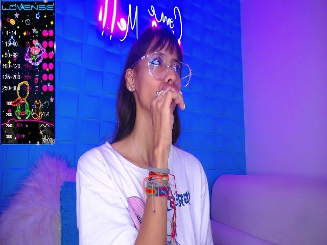 Live sex webcam photo for LITTLE_LOVE98 #273751900