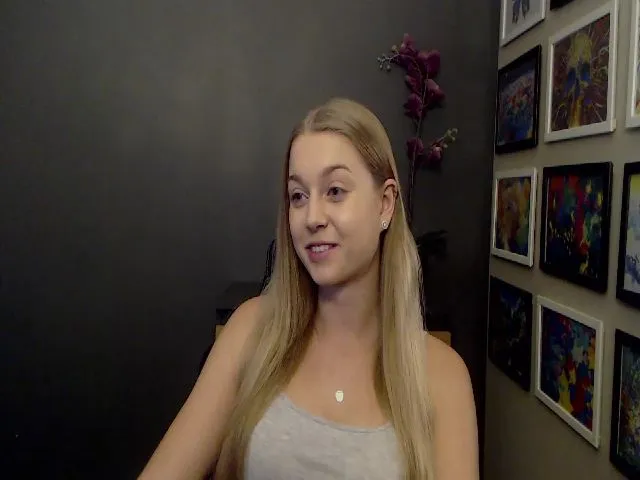 Live sex webcam photo for LUSTerica #272067027