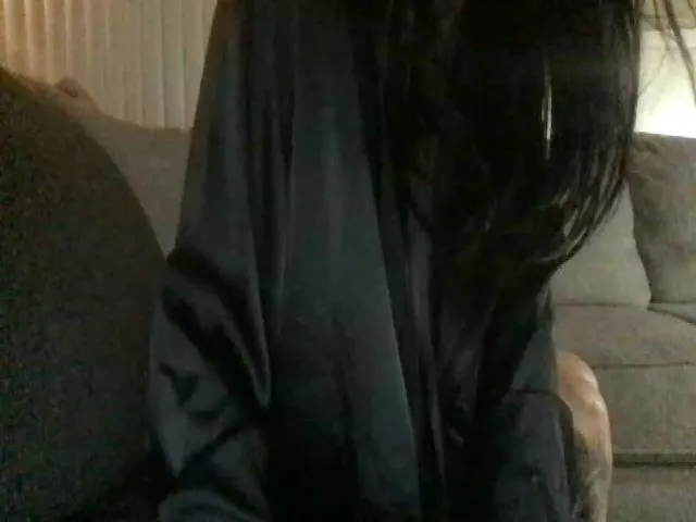 Live sex webcam photo for LaFemmeNoir #274156508